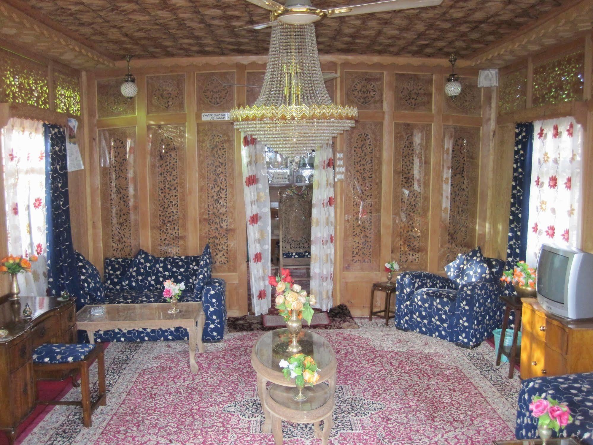 Hotel New Bul Bul Group Of Houseboats Srinagar Durgjan Zewnętrze zdjęcie